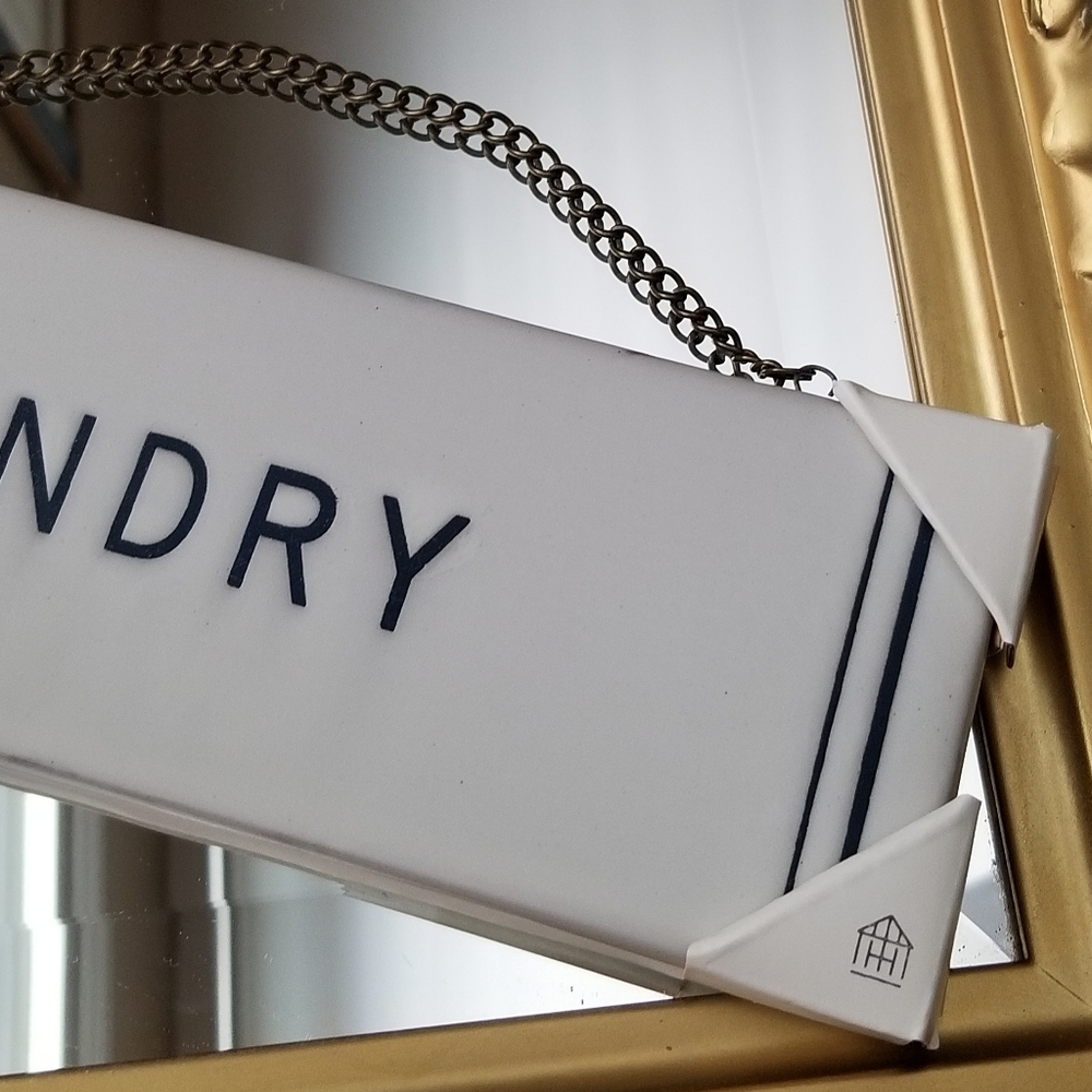 ❗Magnolia Hearth and Hand " Laundry" Wall Plate❗ - Picture 2 of 4